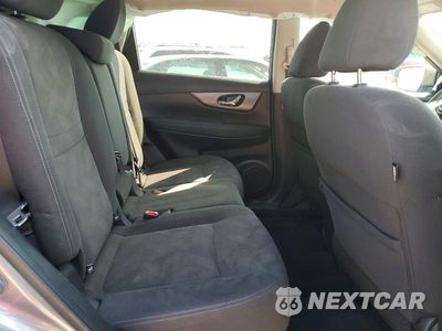 Zdjęcie 11 z 13 samochodu: 2016 NISSAN ROGUE SV VIN:KNMAT2MT9GP677822 - miniatura