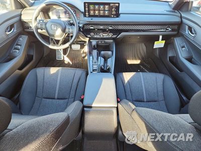 Zdjęcie 8 z 12 samochodu: 2024 HONDA ACCORD HYBRID SPORT VIN:1HGCY2F57RA006522 - miniatura
