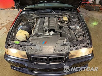Zdjęcie 7 z 14 samochodu: 1995 BMW M3 VIN:WBSBF9329SEH04823 - miniatura