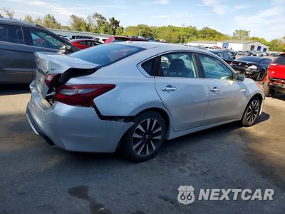 Trzecie zdjęcie samochodu z tyłu: 2018 NISSAN ALTIMA 2.5 SV VIN:1N4AL3AP7JC270471 - miniatura