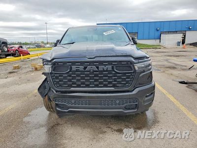 Piąte zdjęcie samochodu w środku: 2025 RAM 1500 BIG HORN/LONE STAR VIN:1C6RRFFGXSN194005 - miniatura