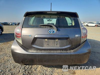Zdjęcie 6 z 12 samochodu: 2013 TOYOTA PRIUS C ONE VIN:JTDKDTB35D1548548 - miniatura