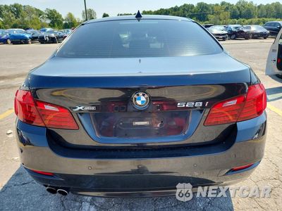 Zdjęcie 6 z 12 samochodu: 2016 BMW 528 XI VIN:WBA5A7C50GG642218 - miniatura