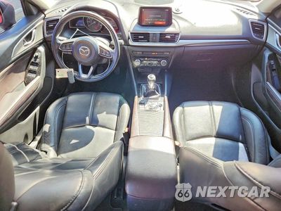 Zdjęcie 8 z 12 samochodu: 2018 MAZDA 3 TOURING VIN:3MZBN1V32JM256428 - miniatura