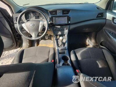 Zdjęcie 8 z 13 samochodu: 2019 NISSAN SENTRA S VIN:3N1AB7AP4KY368101 - miniatura