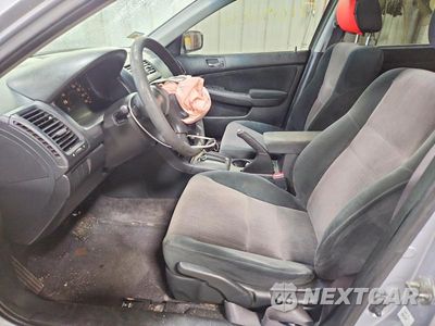 Zdjęcie 7 z 13 samochodu: 2004 HONDA ACCORD LX VIN:1HGCM56354A038180 - miniatura