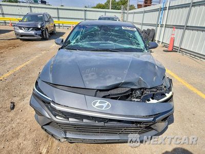 Piąte zdjęcie samochodu w środku: 2026 HYUNDAI ELANTRA SE VIN:KMHLL4DG3TU218719 - miniatura