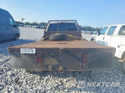 Zdjęcie 6 z 13 samochodu: 2002 CHEVROLET SILVERADO C3500 VIN:1GBJC39GX2F115531 - miniatura