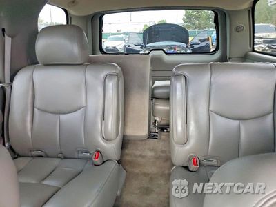 Zdjęcie 10 z 13 samochodu: 2005 GMC YUKON VIN:1GKEK13T15J153147 - miniatura