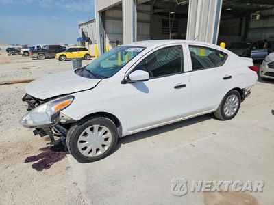 2017 NISSAN VERSA S 3N1CN7AP7HL817373 - główne zdjęcie licytacji z USA - miniatura