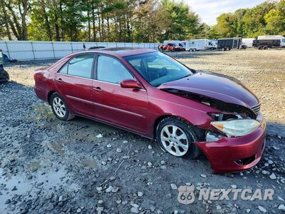 Czwarte zdjęcie samochodu z boku: 2005 TOYOTA CAMRY XLE V6 VIN:4T1BF30K25U097305 - miniatura