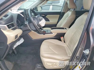 Zdjęcie 7 z 14 samochodu: 2023 TOYOTA HIGHLANDER XLE VIN:5TDKDRAH0PS010556 - miniatura