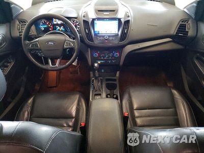 Zdjęcie 8 z 14 samochodu: 2017 FORD ESCAPE SE VIN:1FMCU9GD1HUC23761 - miniatura