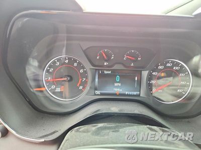 Zdjęcie 9 z 13 samochodu: 2016 CHEVROLET CAMARO LT VIN:1G1FB1RSXG0147959 - miniatura