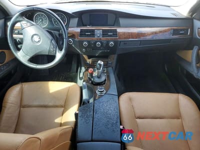 Zdjęcie 8 z 12 samochodu: 2010 BMW 528 I VIN:WBANU5C56AC128965 - miniatura
