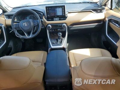 Zdjęcie 8 z 14 samochodu: 2020 TOYOTA RAV4 LIMITED VIN:JTMN1RFV1LD050784 - miniatura