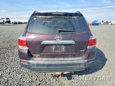 Zdjęcie 6 z 13 samochodu: 2013 TOYOTA HIGHLANDER LIMITED VIN:5TDDK3EH2DS269146 - miniatura