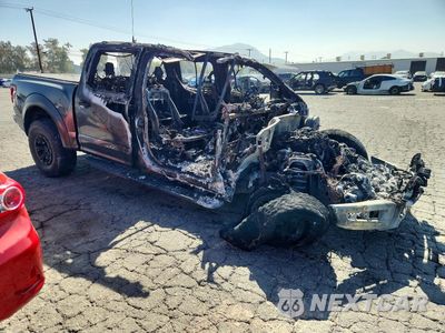 Czwarte zdjęcie samochodu z boku: 2018 FORD F150 RAPTOR VIN:1FTFW1RGXJFE17946 - miniatura