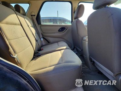 Zdjęcie 11 z 14 samochodu: 2005 FORD ESCAPE XLS VIN:1FMYU02Z15KD89208 - miniatura