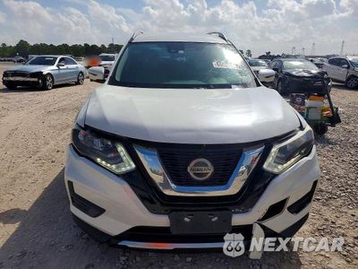 Piąte zdjęcie samochodu w środku: 2020 NISSAN ROGUE SV VIN:JN8AT2MTXLW015204 - miniatura