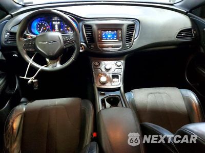 Zdjęcie 8 z 12 samochodu: 2015 CHRYSLER 200 S VIN:1C3CCCDG2FN543783 - miniatura