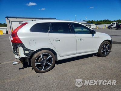 Trzecie zdjęcie samochodu z tyłu: 2016 VOLVO XC60 T6 R-DESIGN PLATINUM VIN:YV4902RS1G2800745 - miniatura