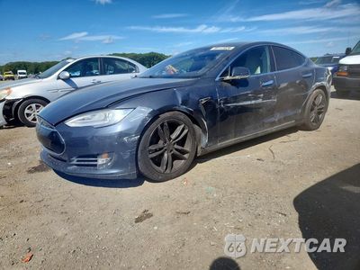 2016 TESLA MODEL S 5YJSA1E20GF124593 - główne zdjęcie licytacji z USA - miniatura