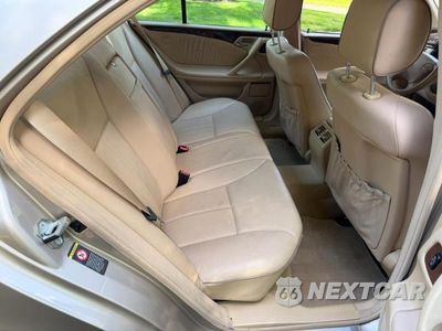 Zdjęcie 6 z 10 samochodu: 2000 MERCEDES-BENZ E 430 VIN:WDBJF70J7YB018627 - miniatura