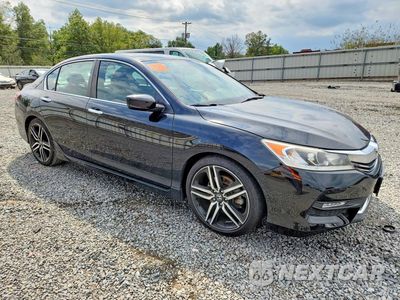 Czwarte zdjęcie samochodu z boku: 2017 HONDA ACCORD SPORT SPECIAL EDITION VIN:1HGCR2F11HA025866 - miniatura