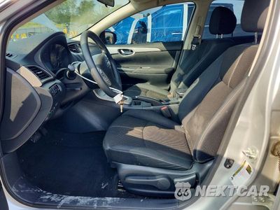 Zdjęcie 7 z 12 samochodu: 2015 NISSAN SENTRA S VIN:3N1AB7AP1FY345073 - miniatura