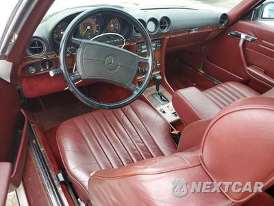 Zdjęcie 8 z 12 samochodu: 1986 MERCEDES-BENZ 560 SL VIN:WDBBA48D5GA047757 - miniatura