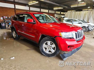 Czwarte zdjęcie samochodu z boku: 2011 JEEP GRAND CHEROKEE LAREDO VIN:1J4RR4GG8BC530025 - miniatura