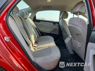 Zdjęcie 10 z 12 samochodu: 2017 HYUNDAI SONATA SE VIN:5NPE24AF6HH458781 - miniatura