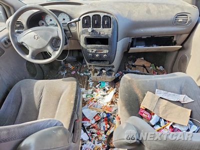 Zdjęcie 8 z 13 samochodu: 2003 DODGE GRAND CARAVAN SE VIN:1D4GP24383B189230 - miniatura