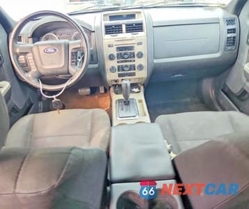 Zdjęcie 8 z 12 samochodu: 2010 FORD ESCAPE XLT VIN:1FMCU0DG3AKA53298 - miniatura