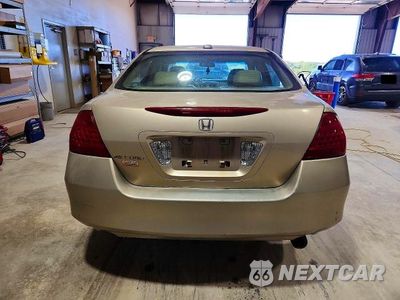 Zdjęcie 6 z 12 samochodu: 2007 HONDA ACCORD EX VIN:1HGCM56887A174478 - miniatura