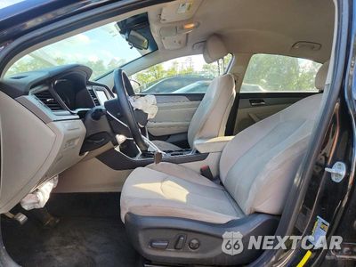 Zdjęcie 7 z 12 samochodu: 2018 HYUNDAI SONATA SEL VIN:5NPE34AF4JH601715 - miniatura
