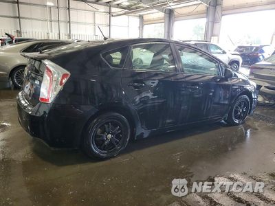 Trzecie zdjęcie samochodu z tyłu: 2012 TOYOTA PRIUS TWO VIN:JTDKN3DUXC5481598 - miniatura