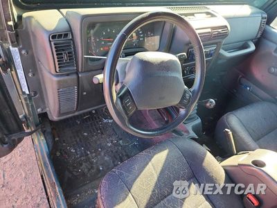 Zdjęcie 8 z 12 samochodu: 2001 JEEP WRANGLER / TJ SPORT VIN:1J4FA49S61P338539 - miniatura