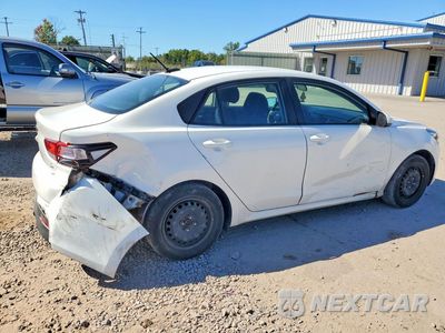 Trzecie zdjęcie samochodu z tyłu: 2019 KIA RIO S VIN:3KPA24AB0KE179902 - miniatura