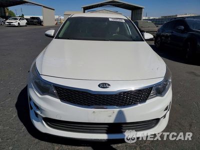 Piąte zdjęcie samochodu w środku: 2016 KIA OPTIMA LX VIN:KNAGT4L3XG5074006 - miniatura
