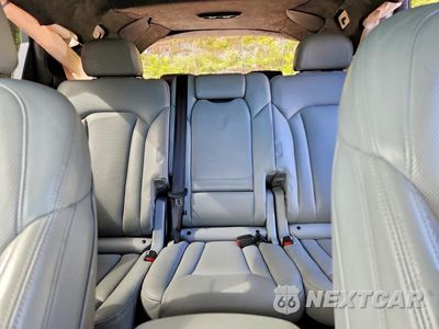Zdjęcie 10 z 13 samochodu: 2018 AUDI Q7 VIN:WA1VAAF71JD036085 - miniatura