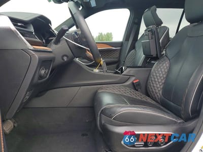 Zdjęcie 7 z 14 samochodu: 2025 JEEP GRAND CHEROKEE SUMMIT VIN:1C4RJHEG1S8645303 - miniatura