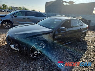 2019 BMW 540 XI WBAJE7C53KWW42120 - główne zdjęcie licytacji z USA - miniatura