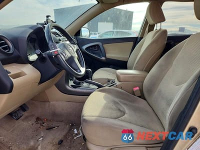 Zdjęcie 7 z 12 samochodu: 2009 TOYOTA RAV4 LIMITED VIN:JTMBF31V095001037 - miniatura