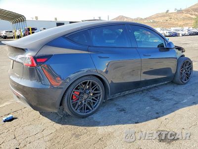 Trzecie zdjęcie samochodu z tyłu: 2024 TESLA MODEL Y VIN:7SAYGDEF5RF053703 - miniatura