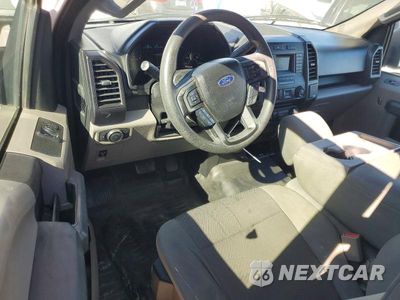 Zdjęcie 8 z 12 samochodu: 2017 FORD F150 VIN:1FTMF1C87HKD54783 - miniatura