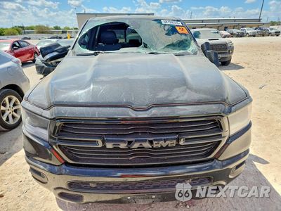 Piąte zdjęcie samochodu w środku: 2019 RAM 1500 BIG HORN/LONE STAR VIN:1C6RREFT4KN509114 - miniatura