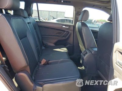 Zdjęcie 11 z 14 samochodu: 2024 VOLKSWAGEN TIGUAN SE R-LINE BLACK VIN:3VVCB7AX2RM177317 - miniatura