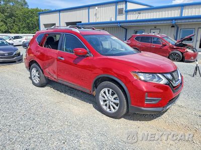 Czwarte zdjęcie samochodu z boku: 2017 NISSAN ROGUE SV VIN:5N1AT2MV2HC833432 - miniatura